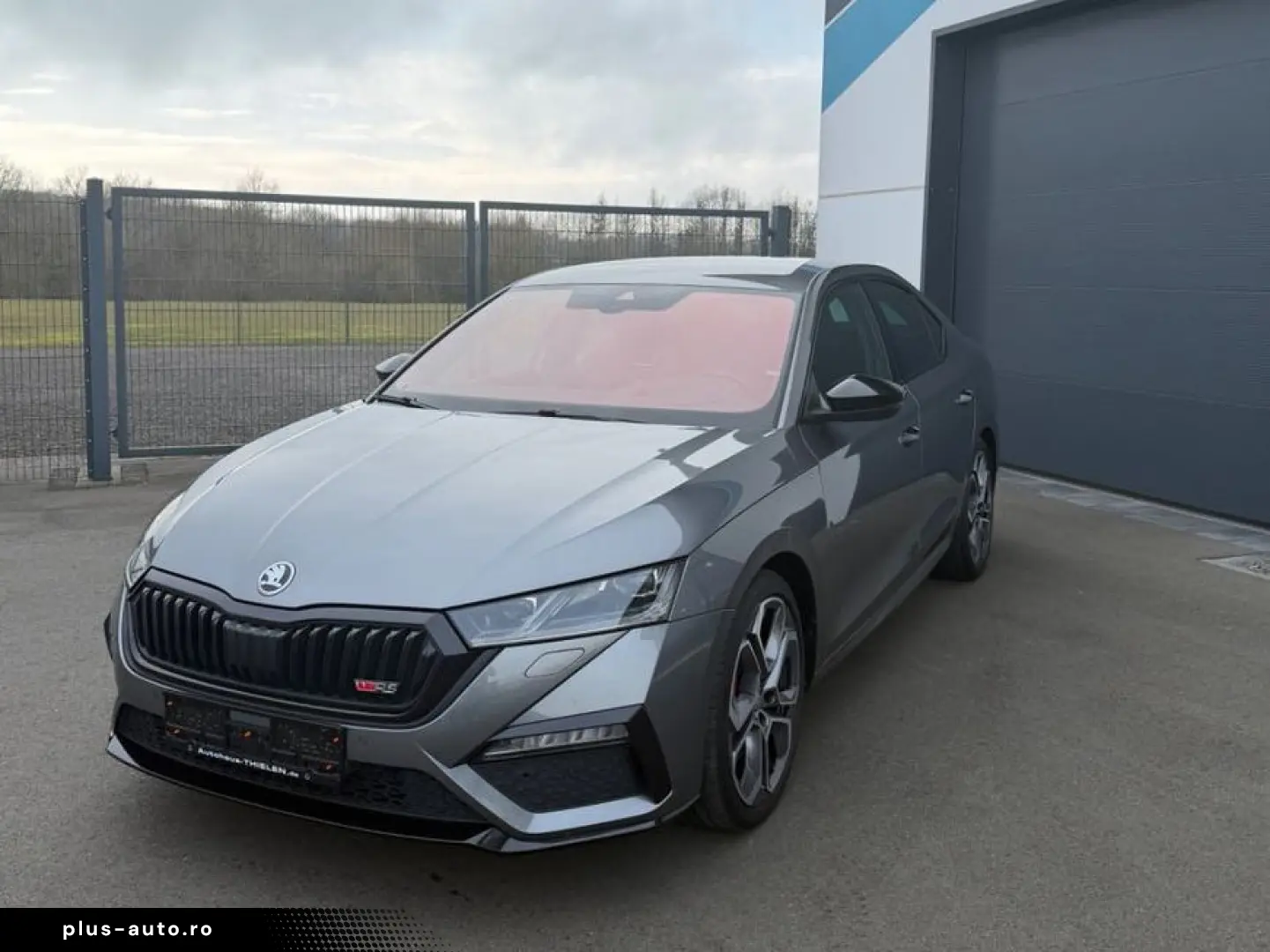 SKODA Octavia RS DCC Colum 19  AHK ACC Matrix el. Sitz