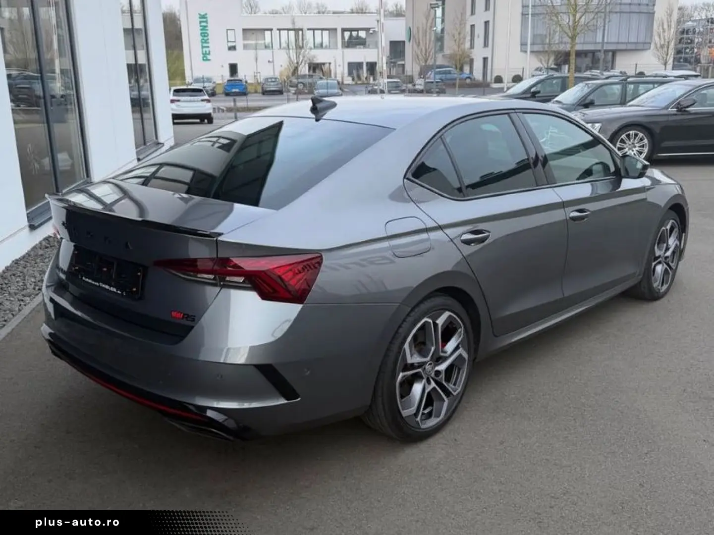 SKODA Octavia RS DCC Colum 19  AHK ACC Matrix el. Sitz