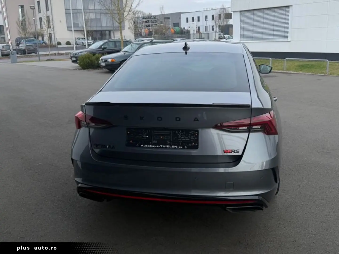 SKODA Octavia RS DCC Colum 19  AHK ACC Matrix el. Sitz