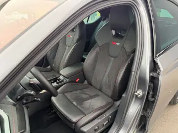 SKODA Octavia RS DCC Colum 19  AHK ACC Matrix el. Sitz