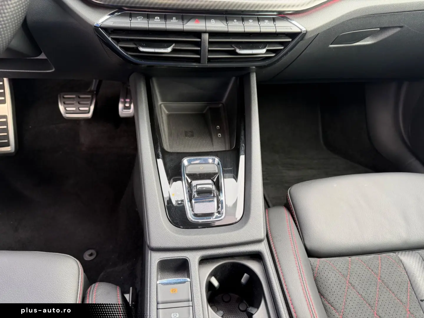 SKODA Octavia RS DCC Colum 19  AHK ACC Matrix el. Sitz