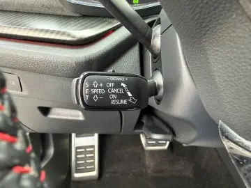 SKODA Octavia RS DCC Colum 19  AHK ACC Matrix el. Sitz