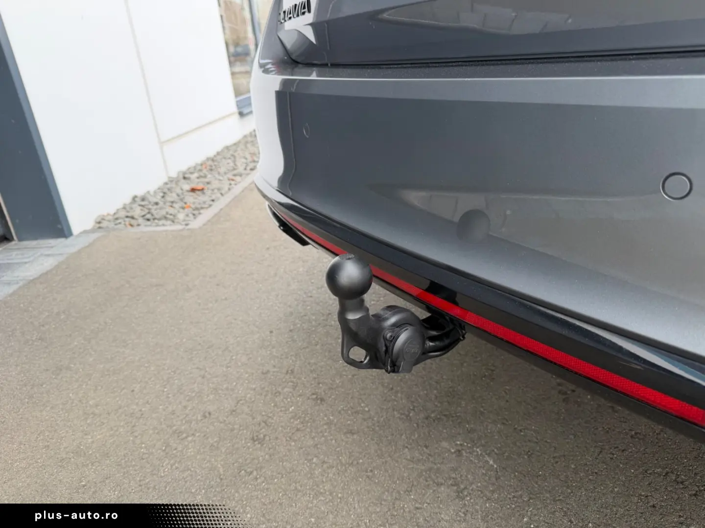 SKODA Octavia RS DCC Colum 19  AHK ACC Matrix el. Sitz