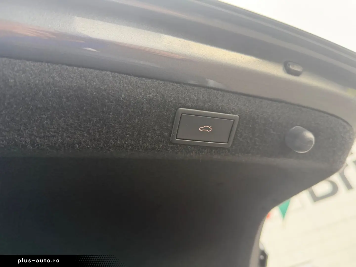 SKODA Octavia RS DCC Colum 19  AHK ACC Matrix el. Sitz