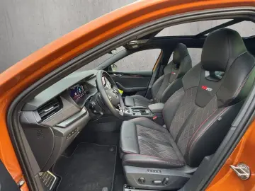 SKODA Octavia 2.0 TSI RS LEDER STANDHZG HUD KAMERA ACC