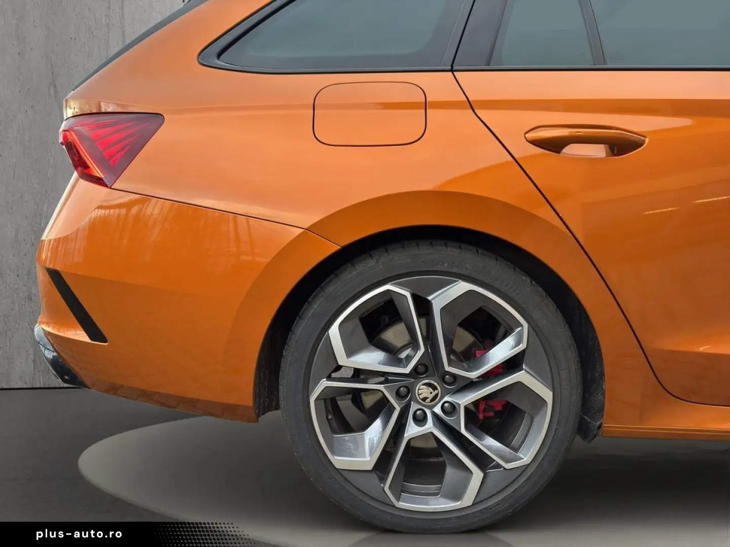 SKODA Octavia 2.0 TSI RS LEDER STANDHZG HUD KAMERA ACC