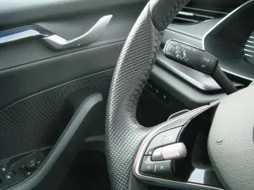 SKODA Octavia 2.0TDi Sportline LED 360º Canton HUD