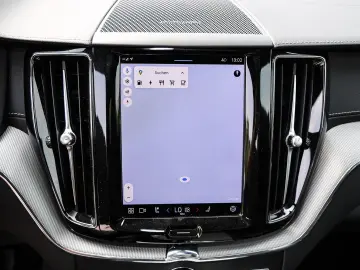 VOLVO XC60 Ultimate Dark Recharge Plug-In Hybrid AWD T