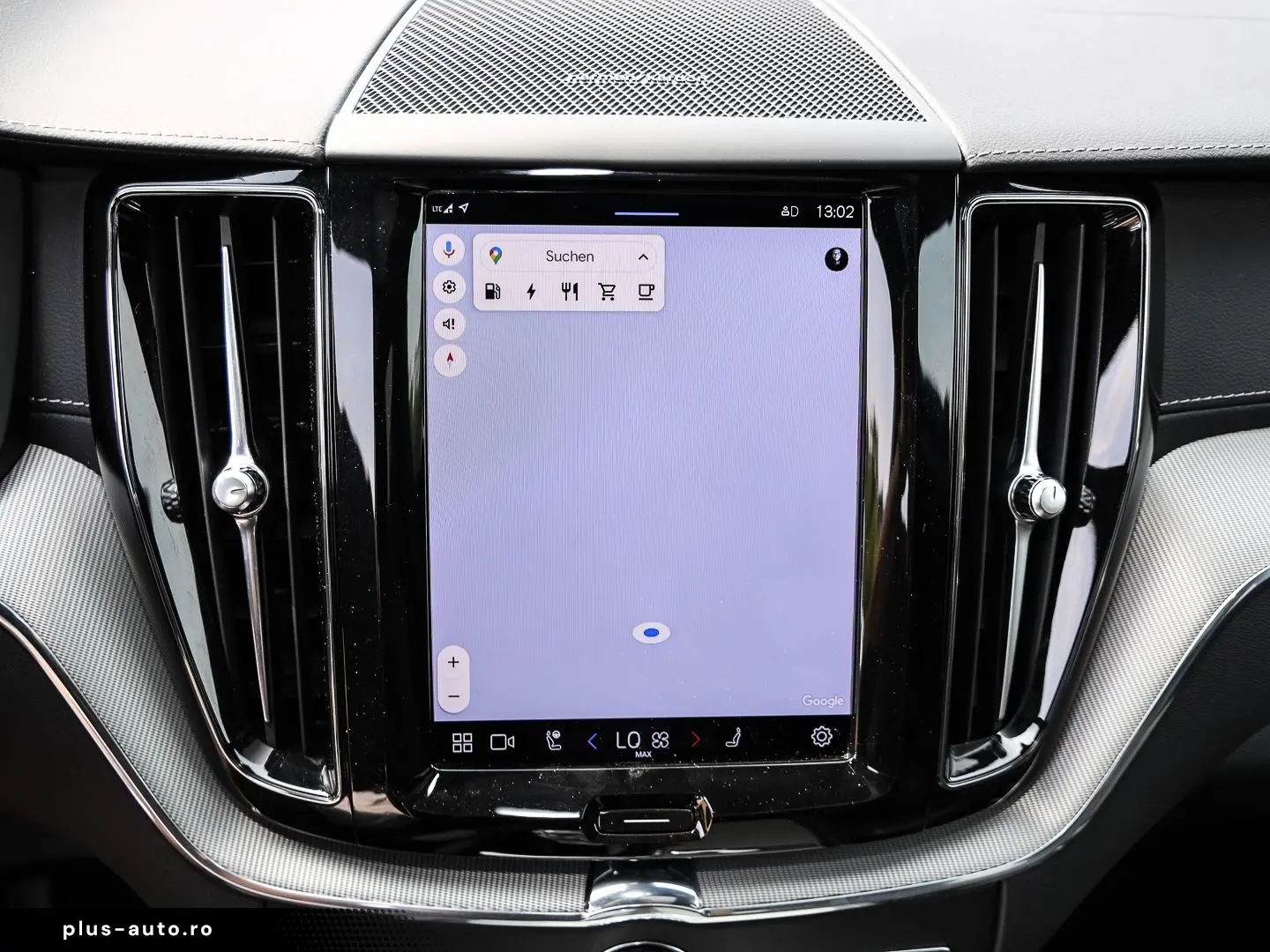 VOLVO XC60 Ultimate Dark Recharge Plug-In Hybrid AWD T