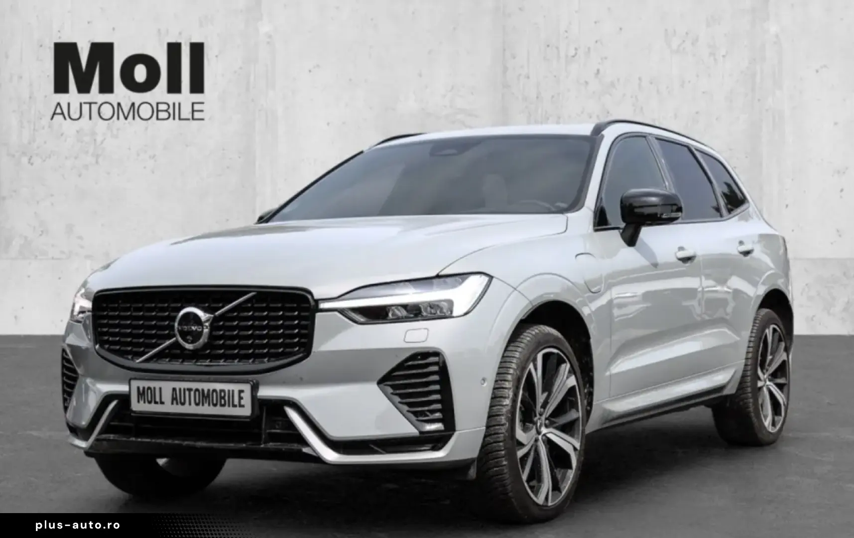 VOLVO XC60 Ultimate Dark Recharge Plug-In Hybrid AWD T