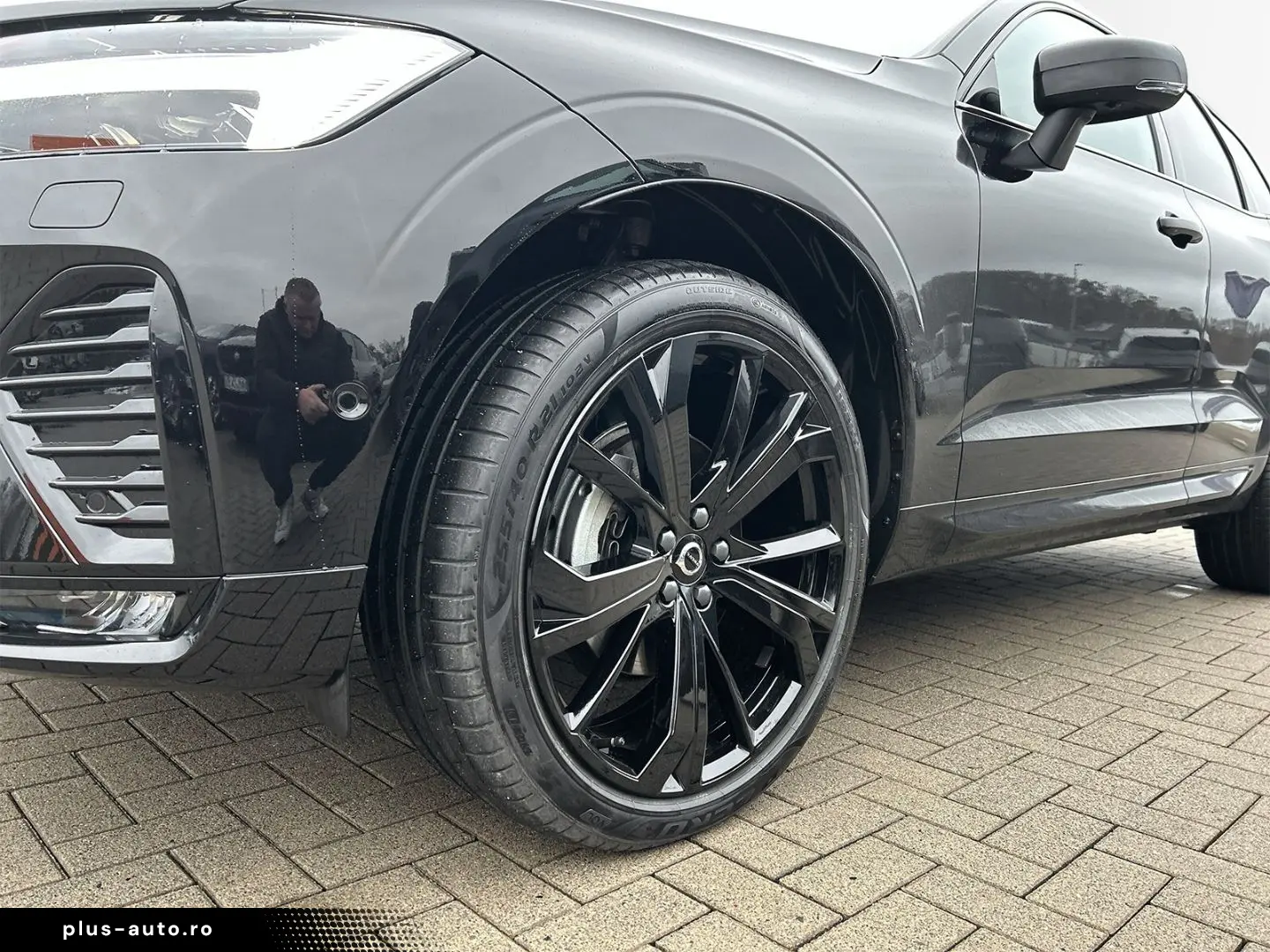 VOLVO XC60 B5 Benzin AWD Plus Black Edition 21'&hellip;