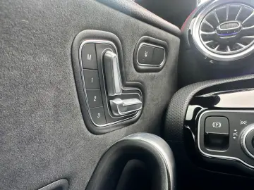 MERCEDES-BENZ CLA 35 AMG 4Matic 1.HD AERO 7TKM HYPERBLAU 360