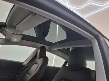 TESLA Model 3 Long-Range AWD 351pk 75 kWh 88% SoH [ AU