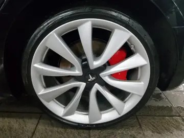 TESLA Model 3 Long Range Dual AWD Leder Nav LED Kamera