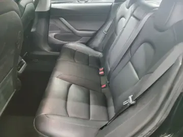 TESLA Model 3 Long Range Dual AWD Leder Nav LED Kamera