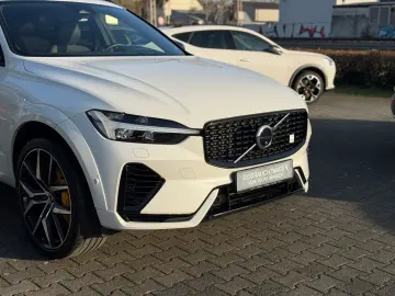 VOLVO XC60 T8 Polestar Engineered 360  B&W ACC