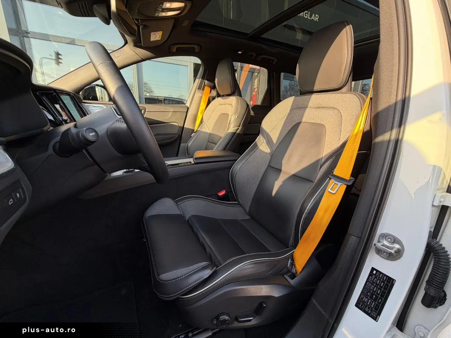 VOLVO XC60 T8 Polestar Engineered 360  B&W ACC