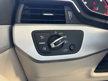 Audi A4 Avant 35 TFSI S tronic