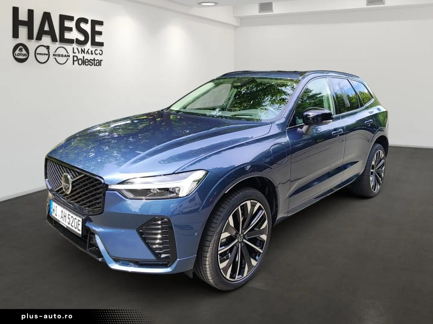 VOLVO XC60 T8 AWD Plug-In-Hybrid Ultra Dark Nappaleder