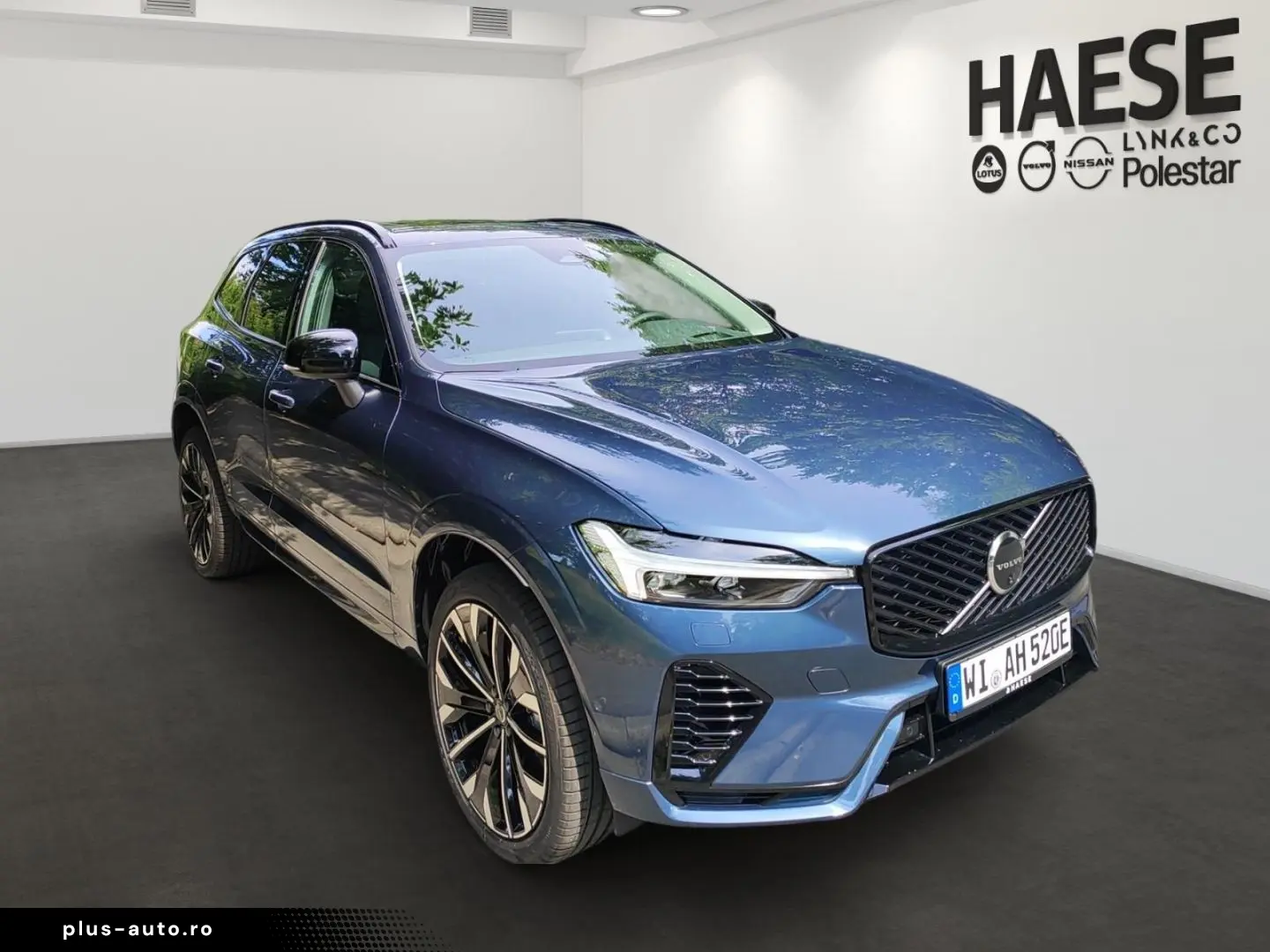 VOLVO XC60 T8 AWD Plug-In-Hybrid Ultra Dark Nappaleder