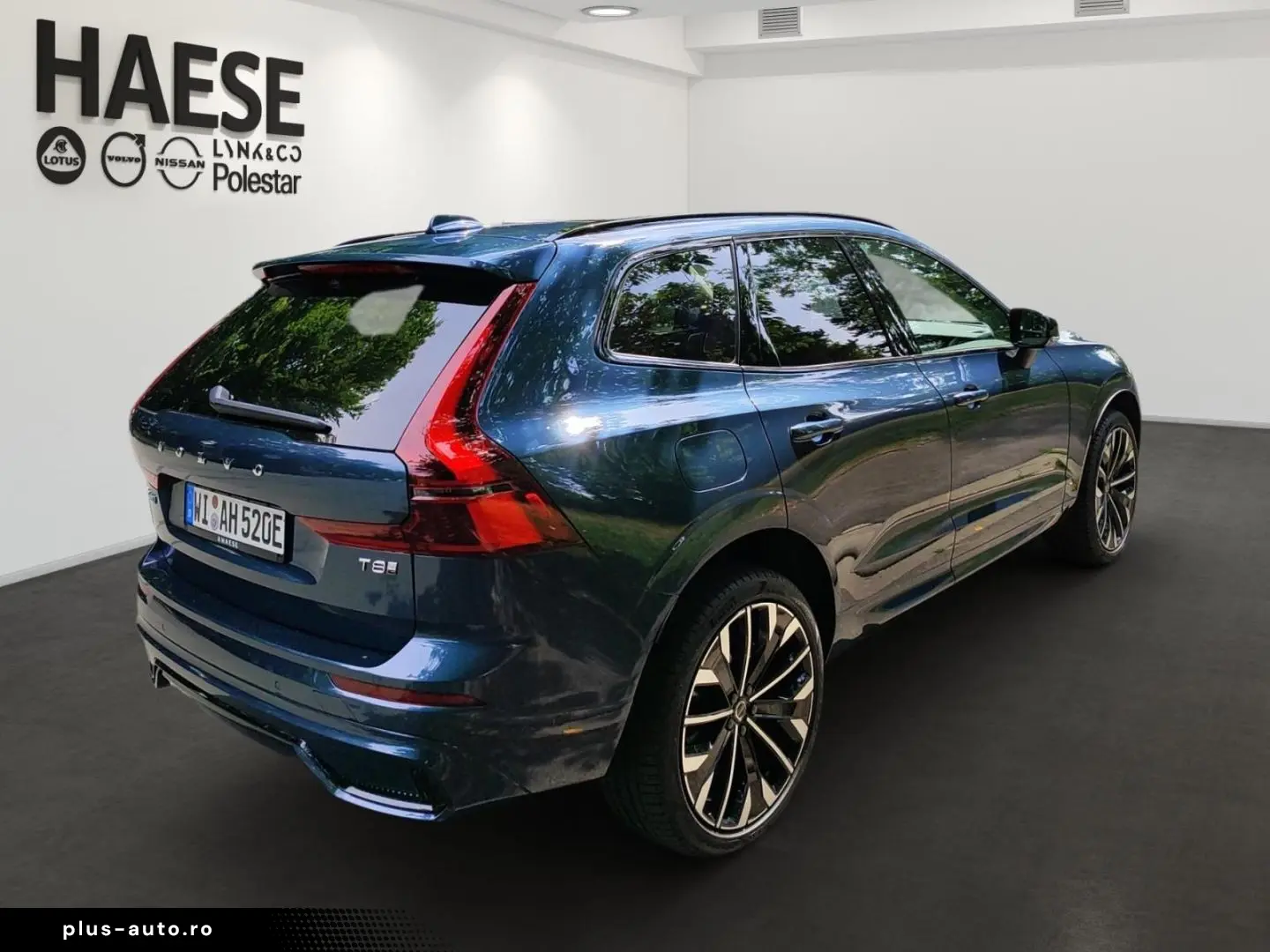 VOLVO XC60 T8 AWD Plug-In-Hybrid Ultra Dark Nappaleder