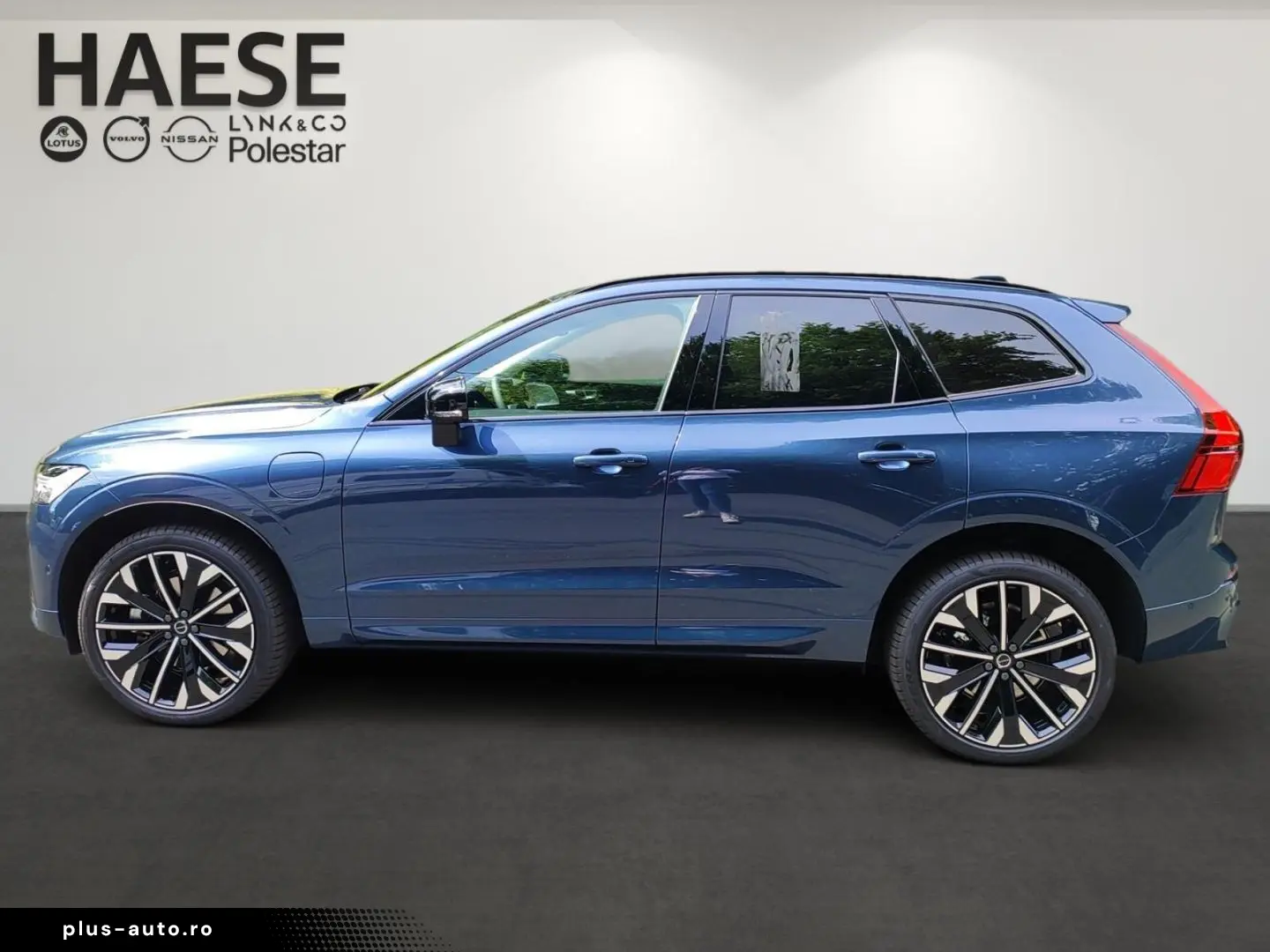 VOLVO XC60 T8 AWD Plug-In-Hybrid Ultra Dark Nappaleder