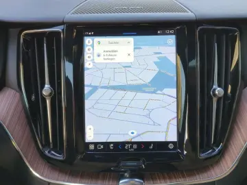 VOLVO XC60 T8 Recharge Plus Bright  Luft BLIS ACC AHK