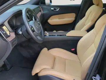 VOLVO XC60 T8 Recharge Plus Bright  Luft BLIS ACC AHK