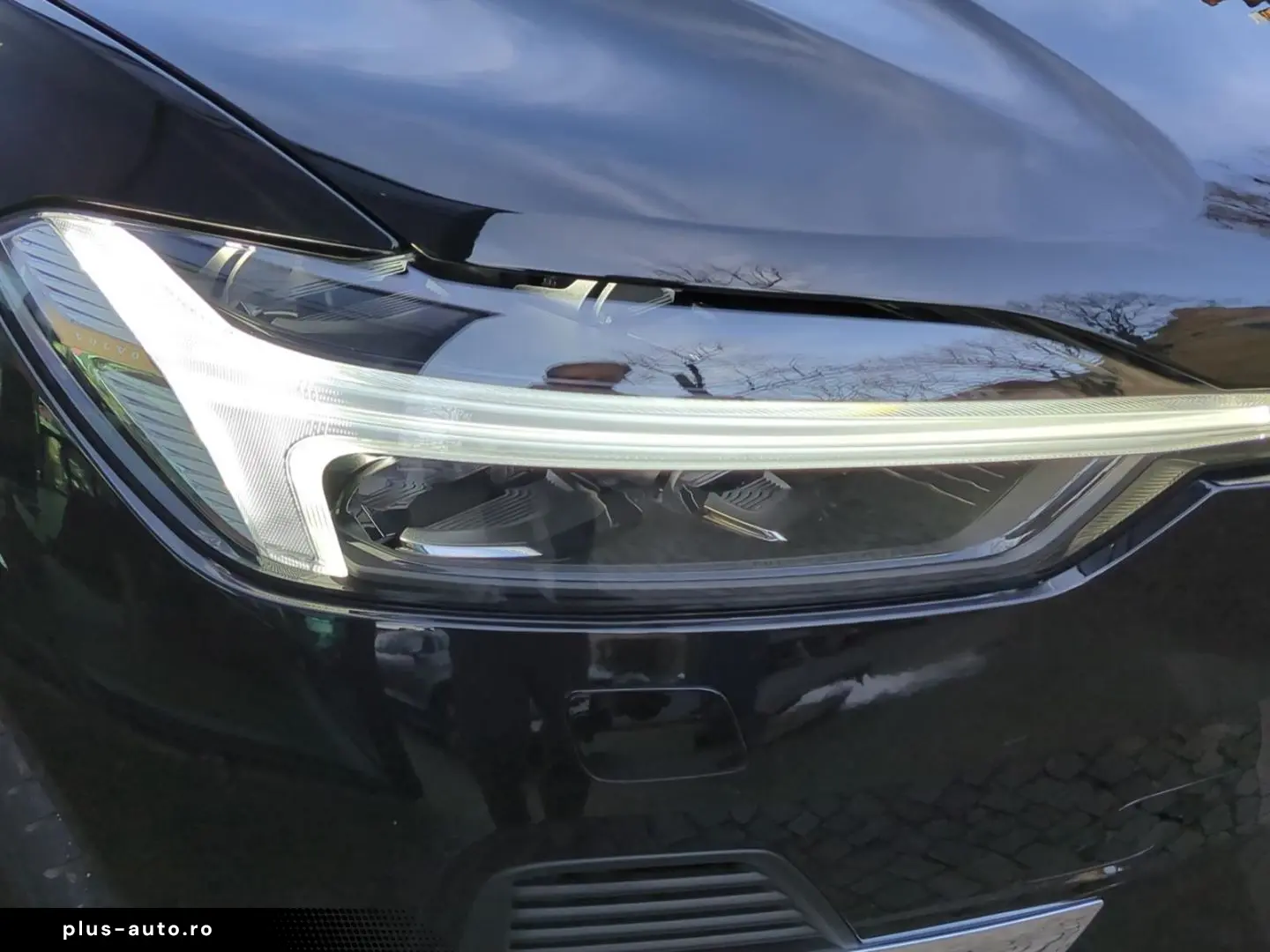 VOLVO XC60 T8 Recharge Plus Bright  Luft BLIS ACC AHK