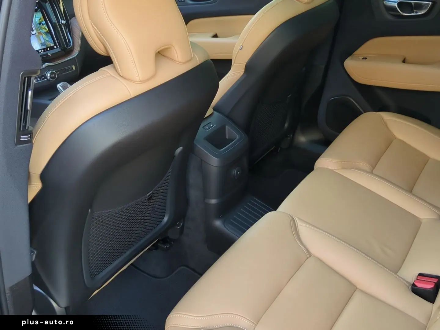 VOLVO XC60 T8 Recharge Plus Bright  Luft BLIS ACC AHK