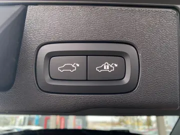 VOLVO XC60 ered T8 Polestar Engineered Recharge  WiPa