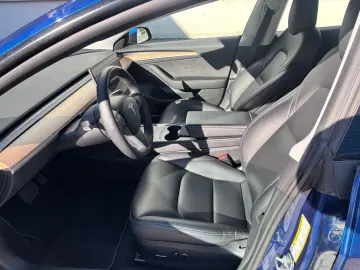 TESLA Model 3 Long Range Dual Motor