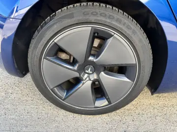 TESLA Model 3 Long Range Dual Motor