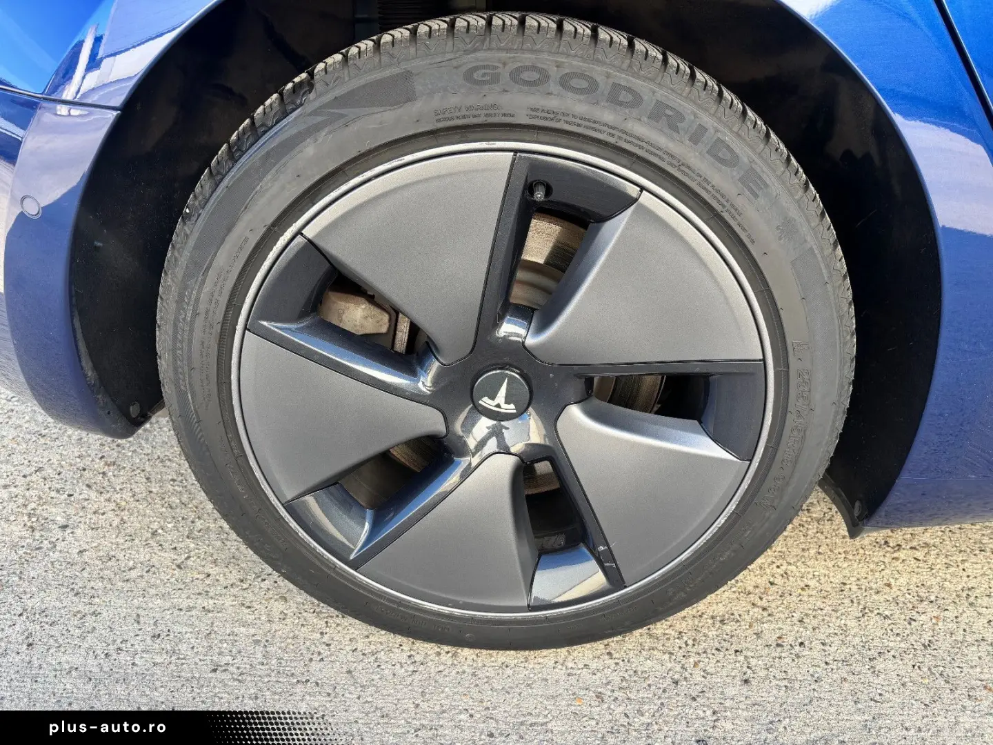 TESLA Model 3 Long Range Dual Motor