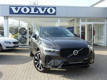 VOLVO XC60 Plus B5 AWD Mild-Hybrid Dark H&K Pano 360