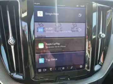 VOLVO XC60 Plus B5 AWD Mild-Hybrid Dark H&K Pano 360