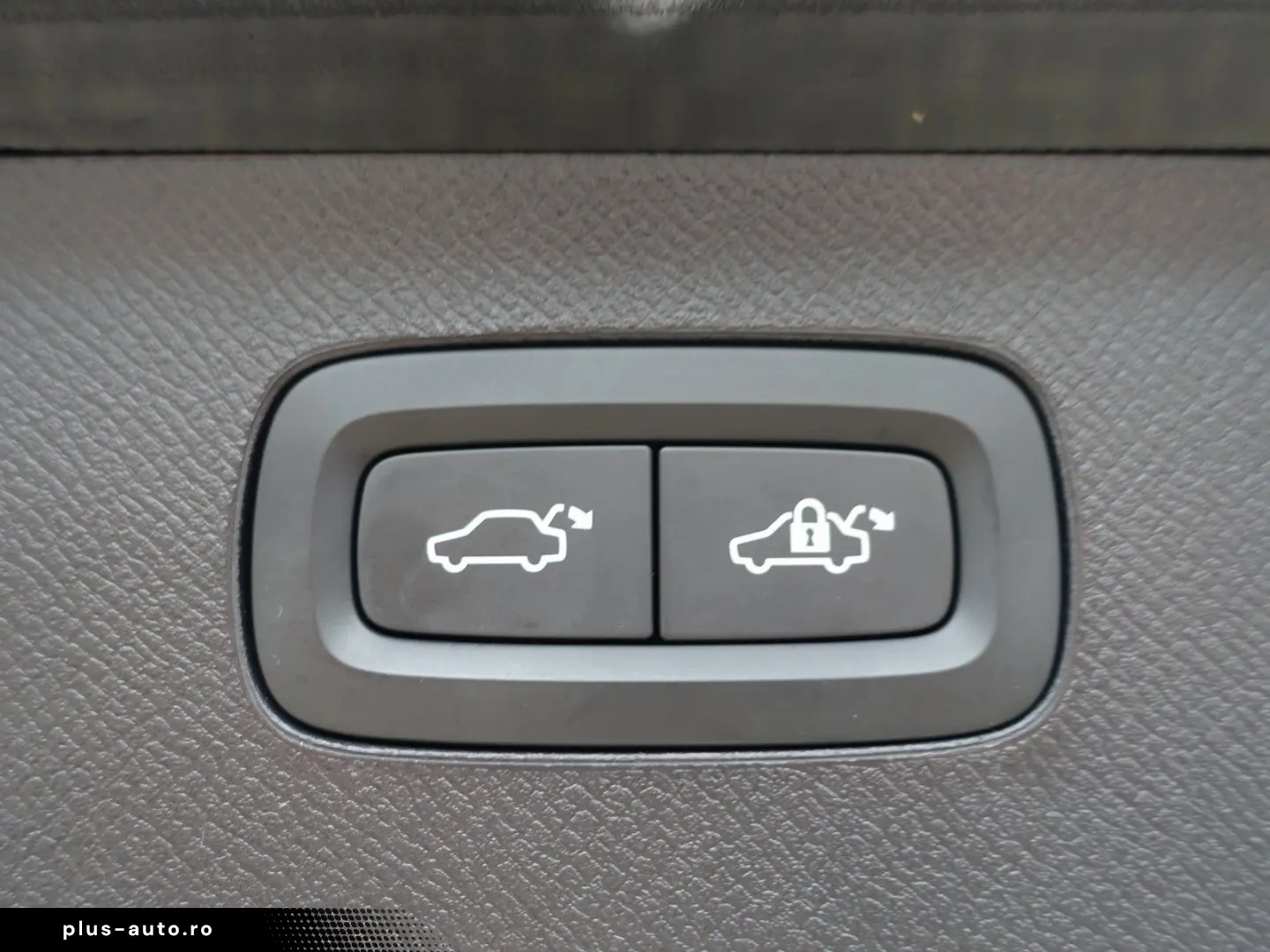 VOLVO XC90 Ultra T8 AWD Massage FourC 360  B&W Pano