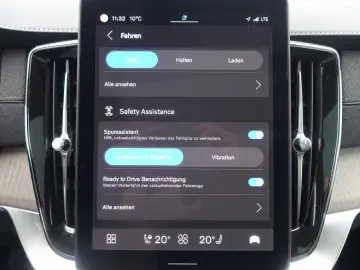 VOLVO XC90 Ultra T8 AWD Massage FourC 360  B&W Pano