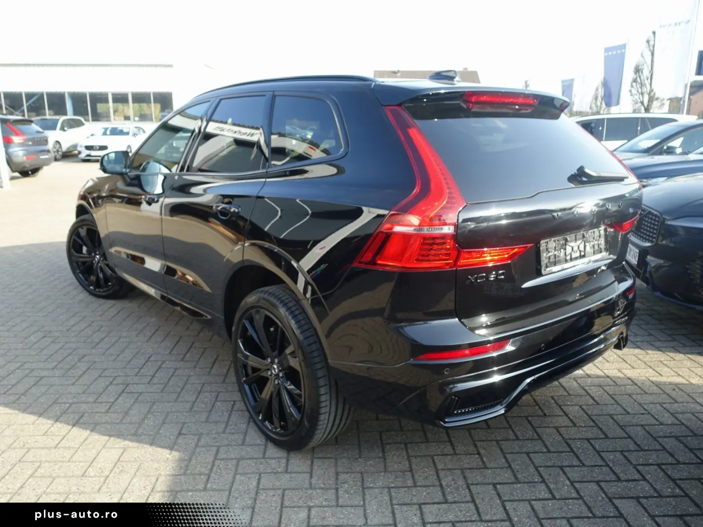 VOLVO XC60 Black Edition Ultra T6 AWD 360  B&W BLIS