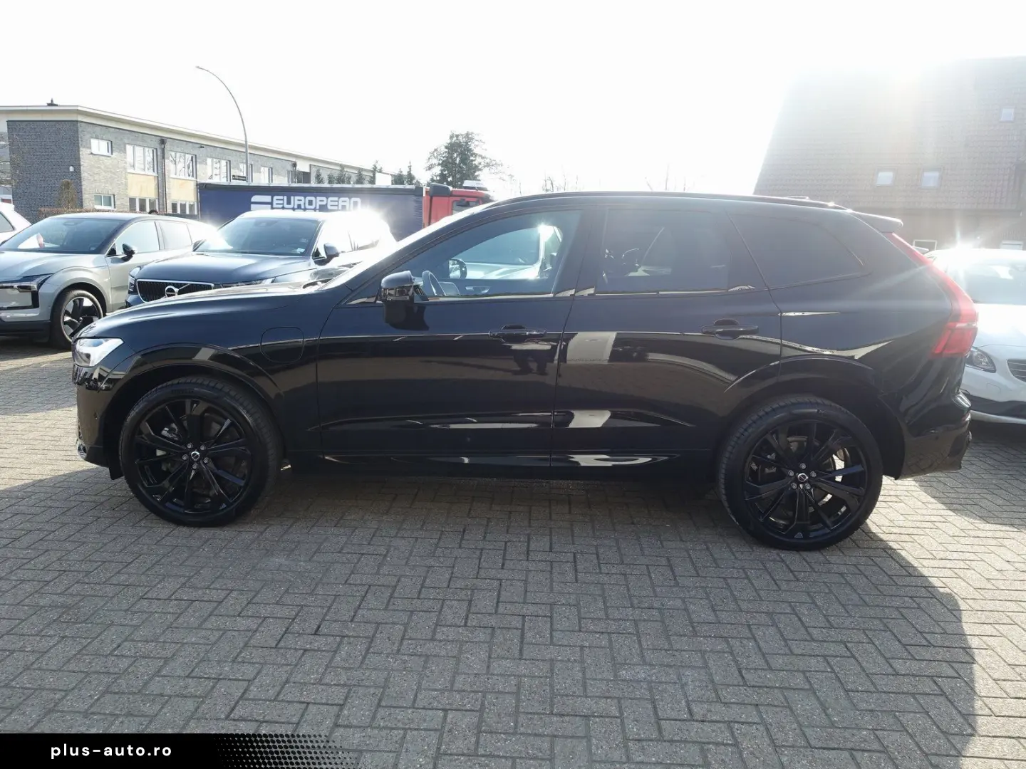 VOLVO XC60 Black Edition Ultra T6 AWD 360  B&W BLIS