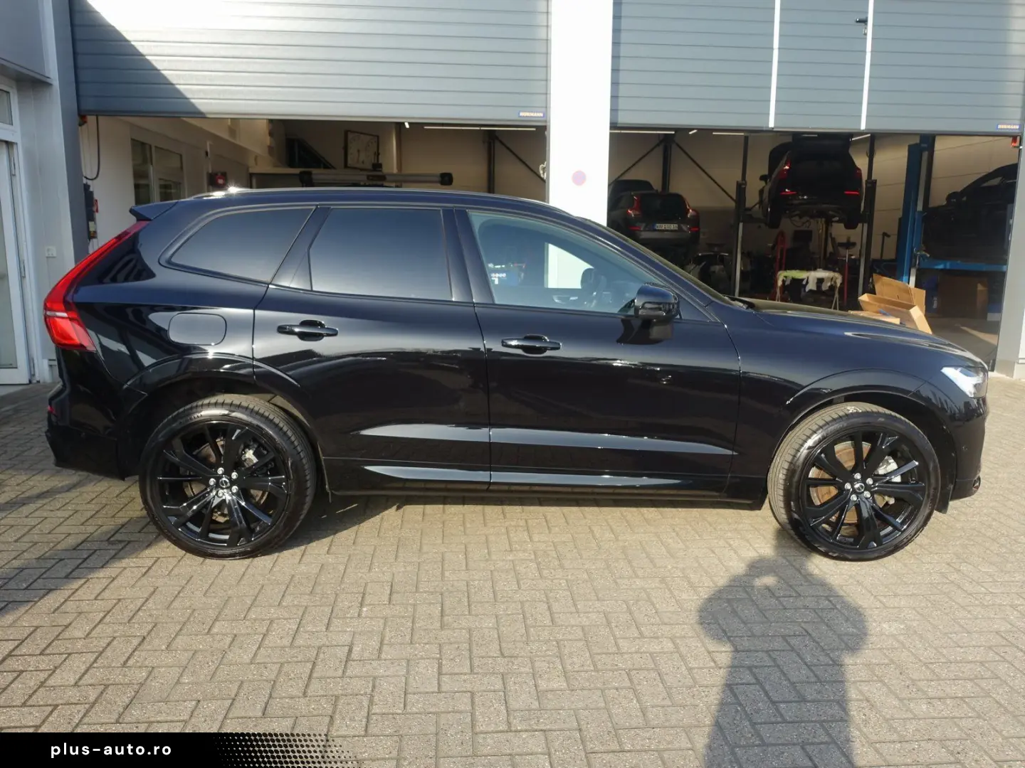 VOLVO XC60 Black Edition Ultra T6 AWD 360  B&W BLIS