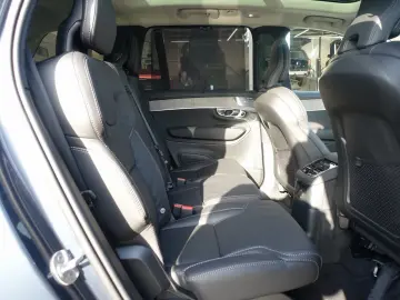 VOLVO XC90 Ultra  T8 AWD Massage Pano B&W FourC AHK