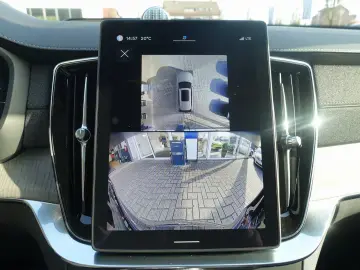 VOLVO XC90 Ultra  T8 AWD Massage Pano B&W FourC AHK