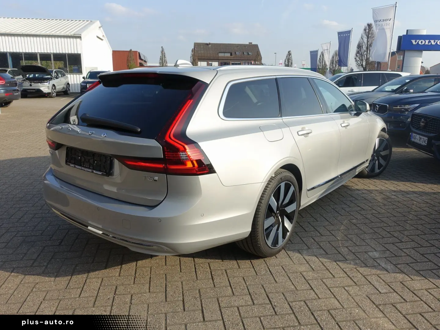 VOLVO V90 Plus  T6 AWD 360  H&K BLIS Memory Carplay