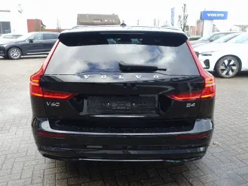 VOLVO V60 Plus B4 Dark Head-Up Pano AHK Memory BLIS