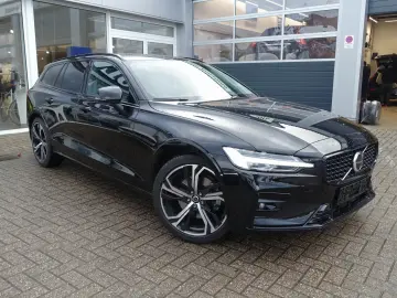 VOLVO V60 Plus B4 Dark Head-Up Pano AHK Memory BLIS