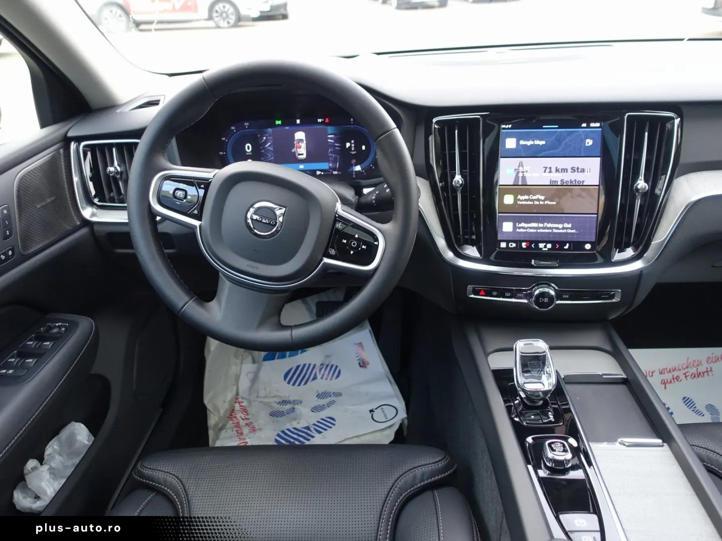 VOLVO V60 Plus B4 Dark Head-Up Pano AHK Memory BLIS