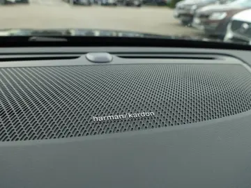 VOLVO V60 Plus B4 Dark Head-Up Pano AHK Memory BLIS