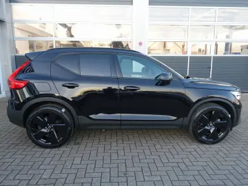 VOLVO XC40 Black Edition Plus B3 360 Cam Panorama BLIS
