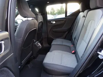 VOLVO XC40 Black Edition Plus B3 360 Cam Panorama BLIS